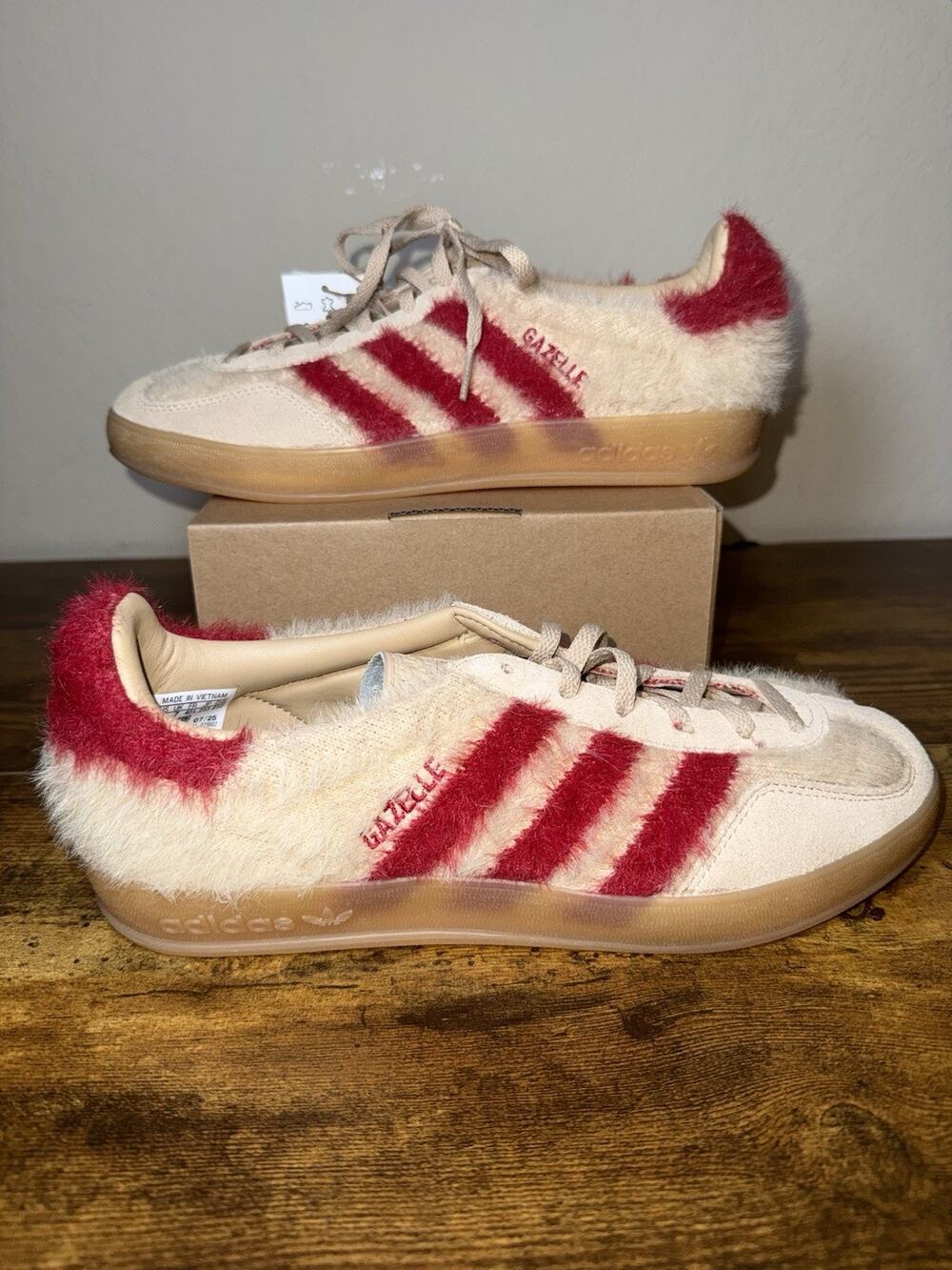 adidas Originals Gazelle Indoor W Beige Red Gum Women Casual Shoes JP8341